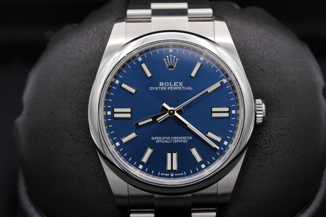 Rolex Oyster Perpetual 124300