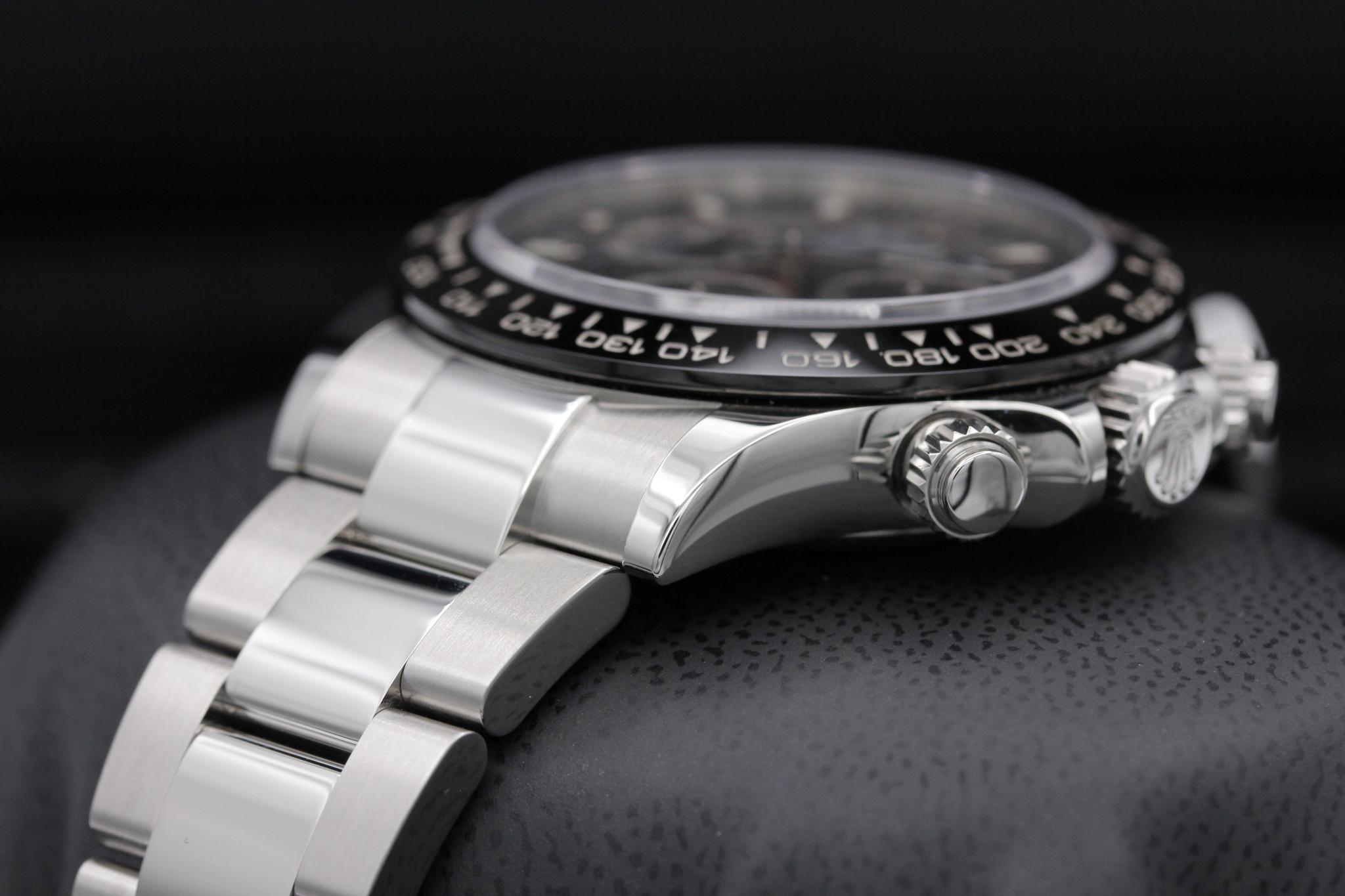 Watch Image 2