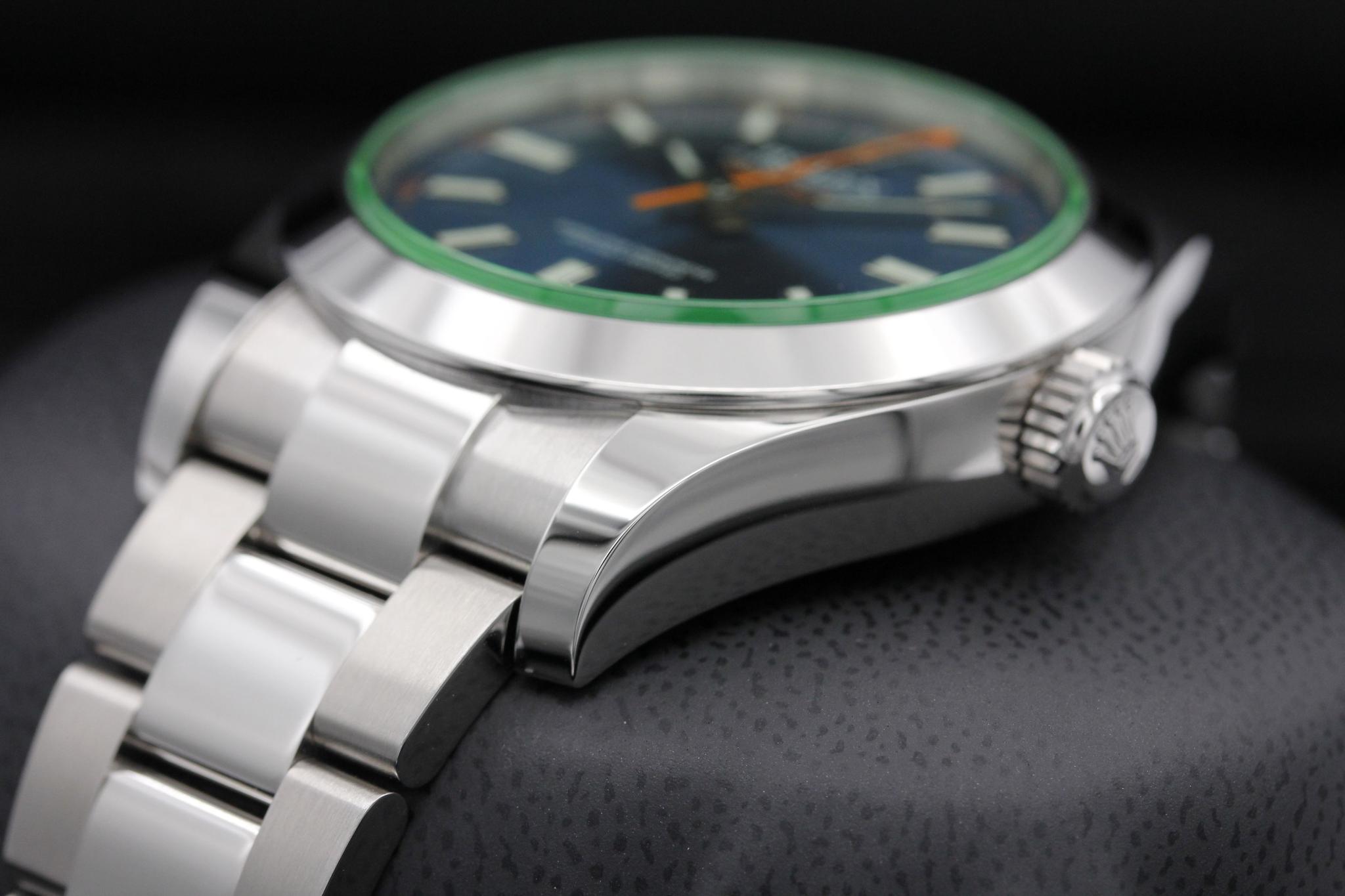 Watch Image 2