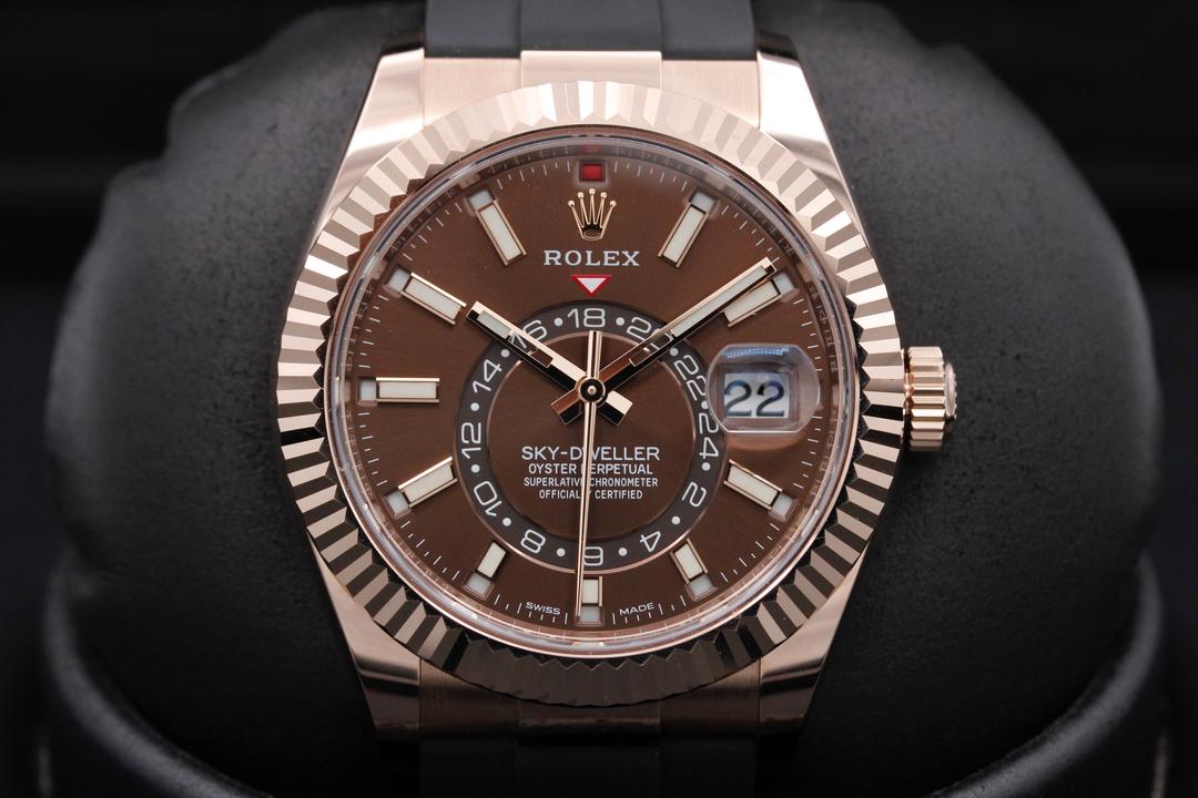 Rolex Sky Dweller 326235