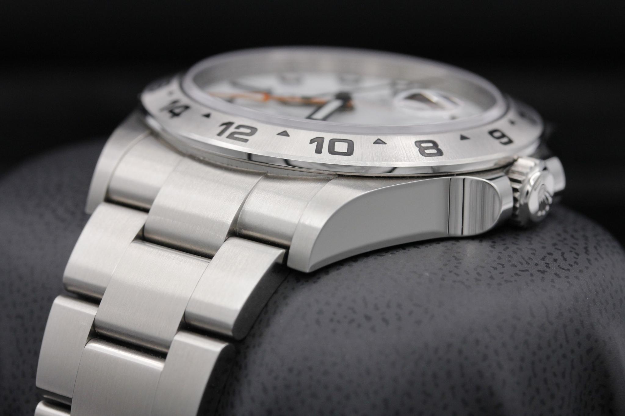 Watch Image 2