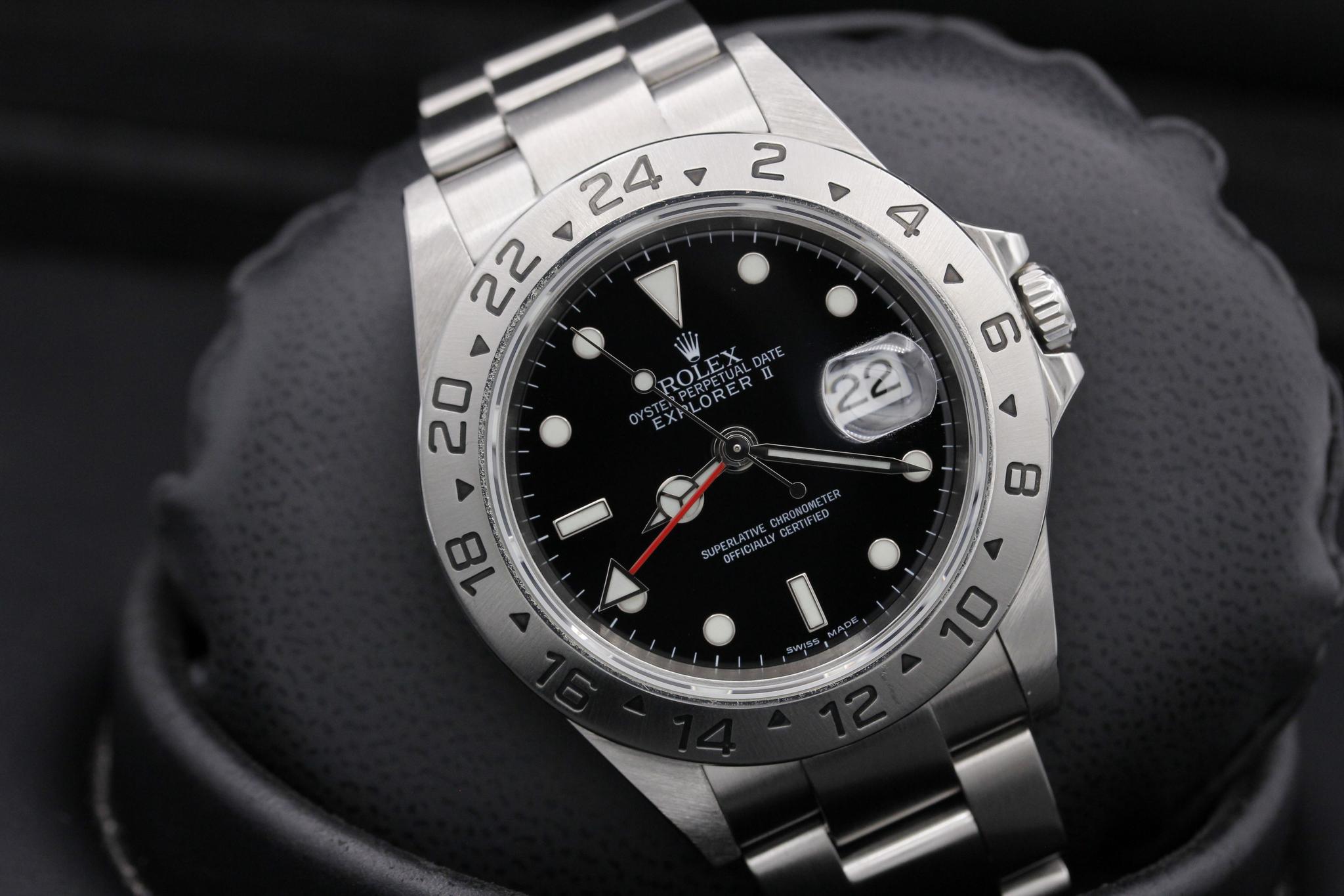 Watch Image 9