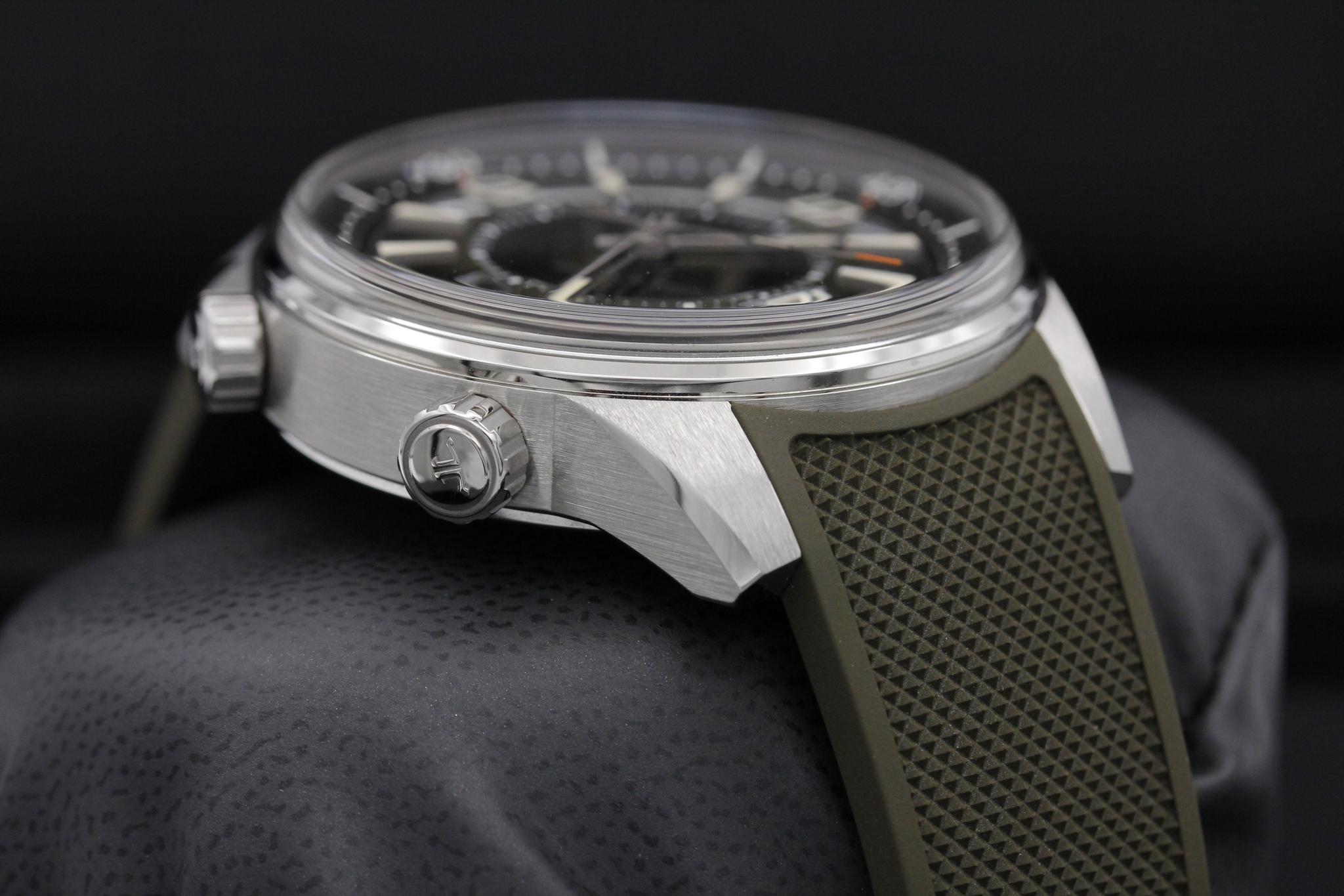 Watch Image 4