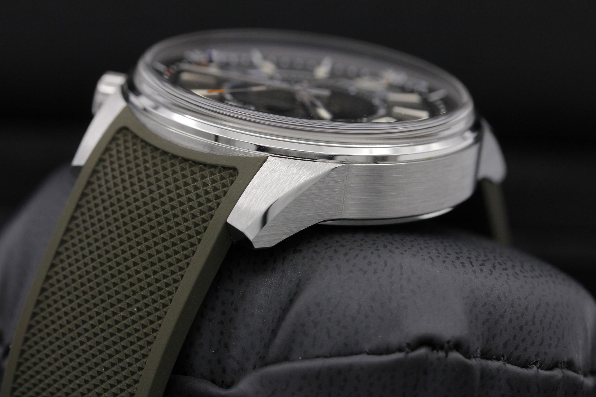 Watch Image 5
