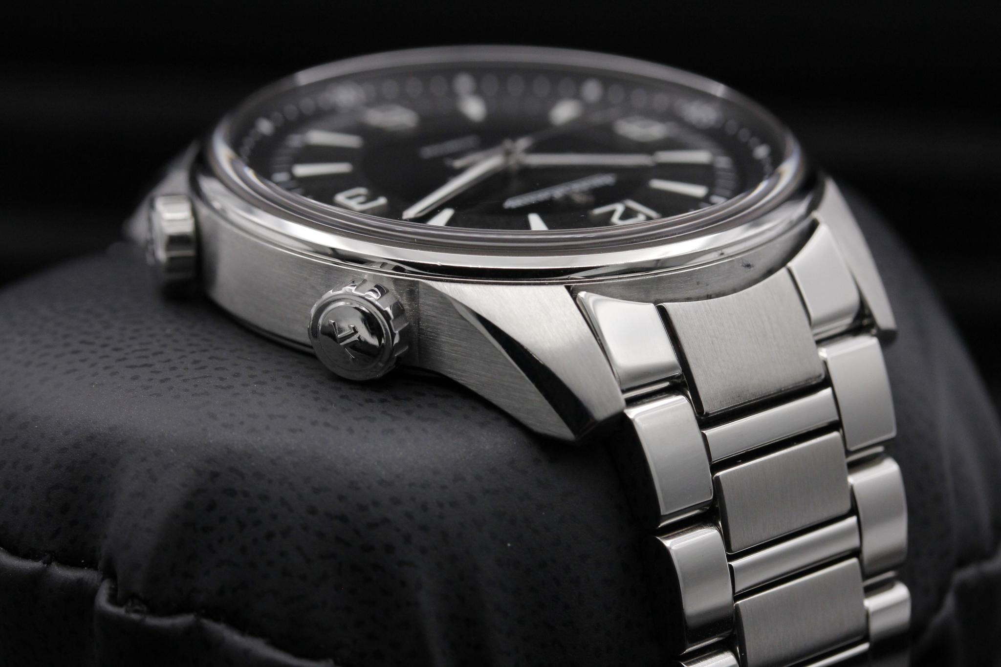 Watch Image 4
