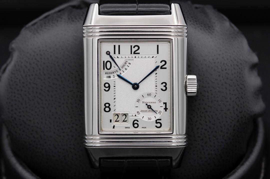 Jaeger LeCoultre Reverso Grand Date 240.8.15 / Q3008420