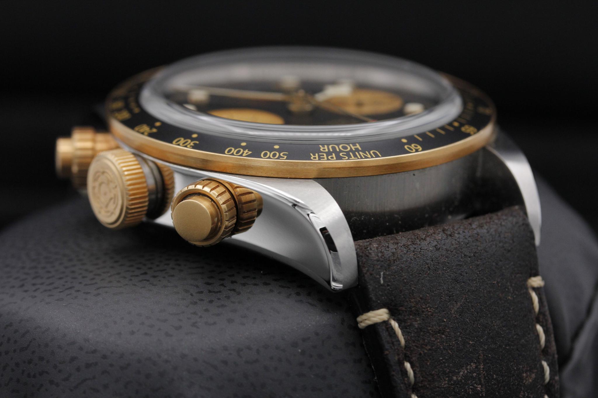 Watch Image 4