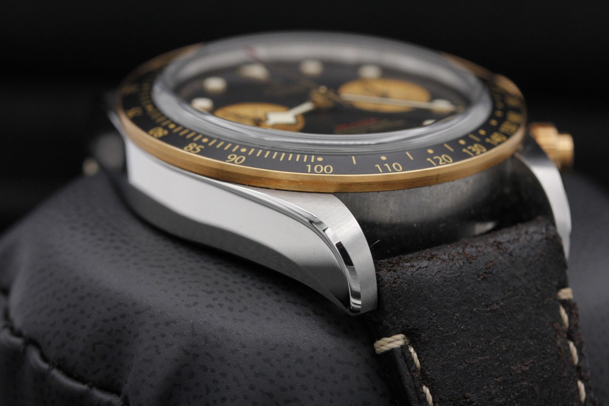 Watch Image 6