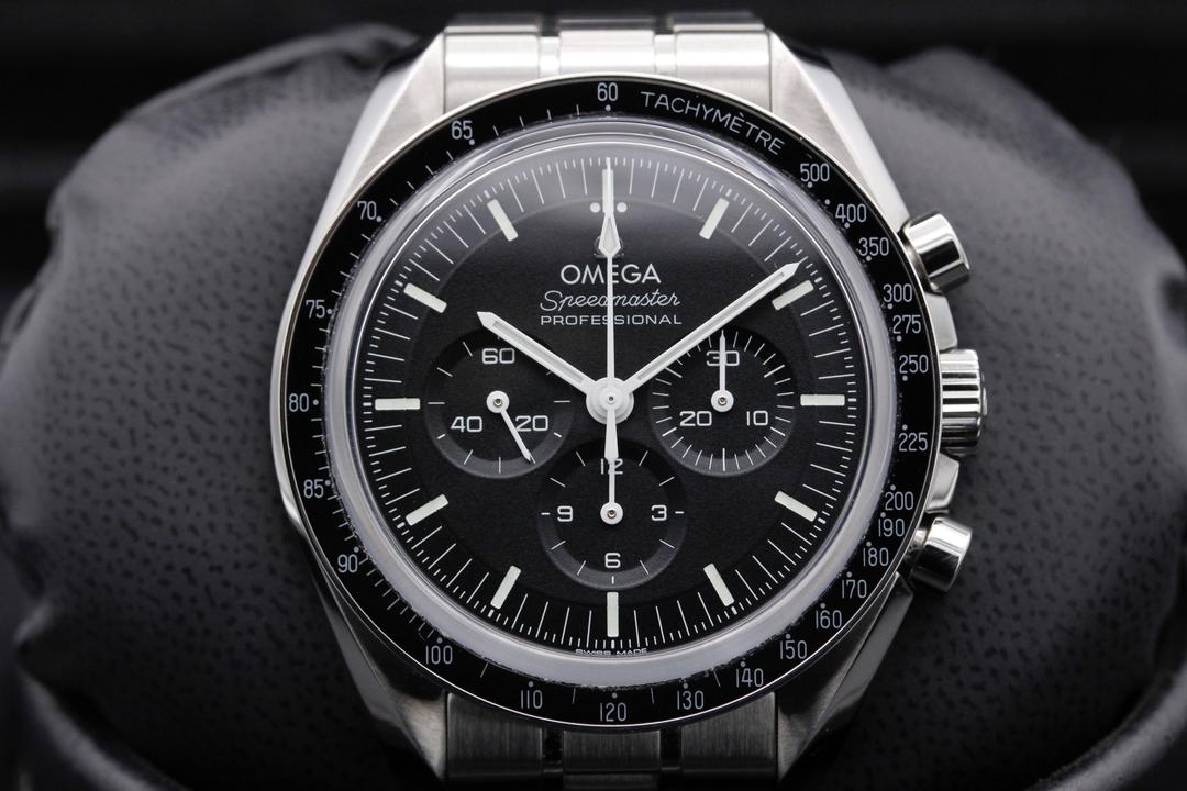 Omega Speedmaster Moonwatch "Sapphire Sandwich" 310.30.42.50.01.002