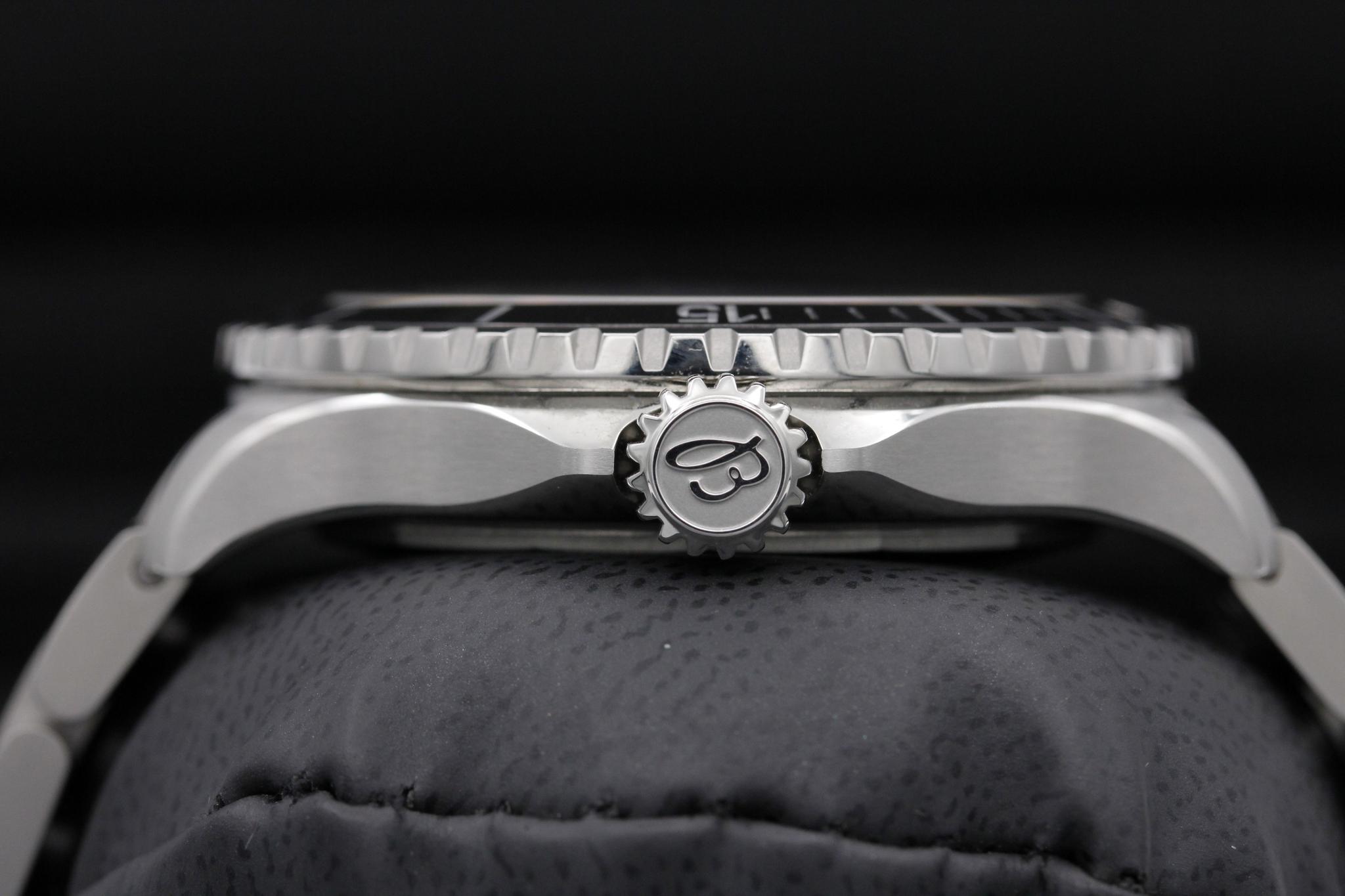 Watch Image 3