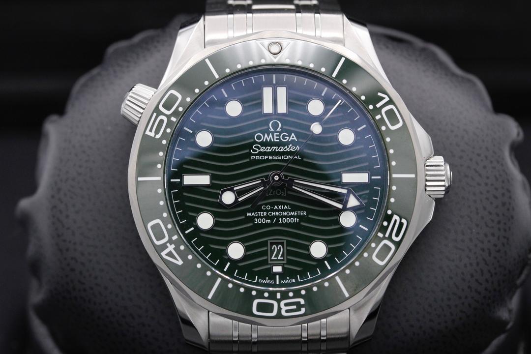 Omega Seamaster Professional 300M 210.30.42.20.10.001