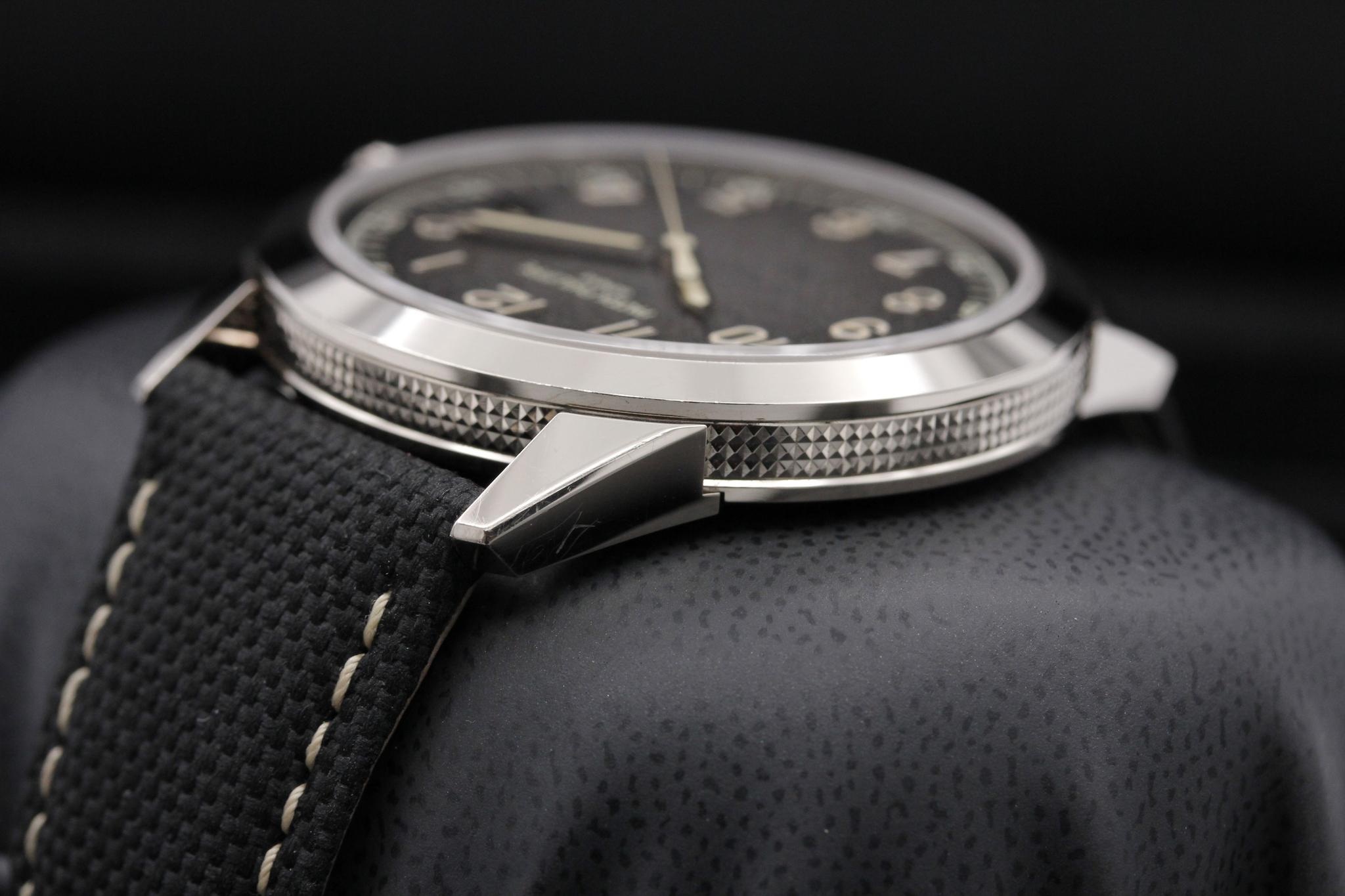 Watch Image 5