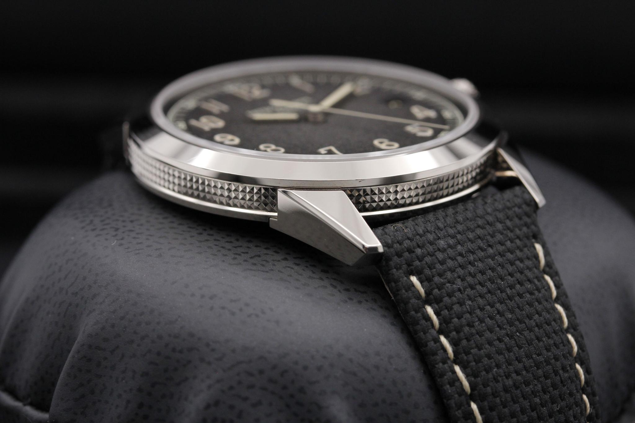 Watch Image 6