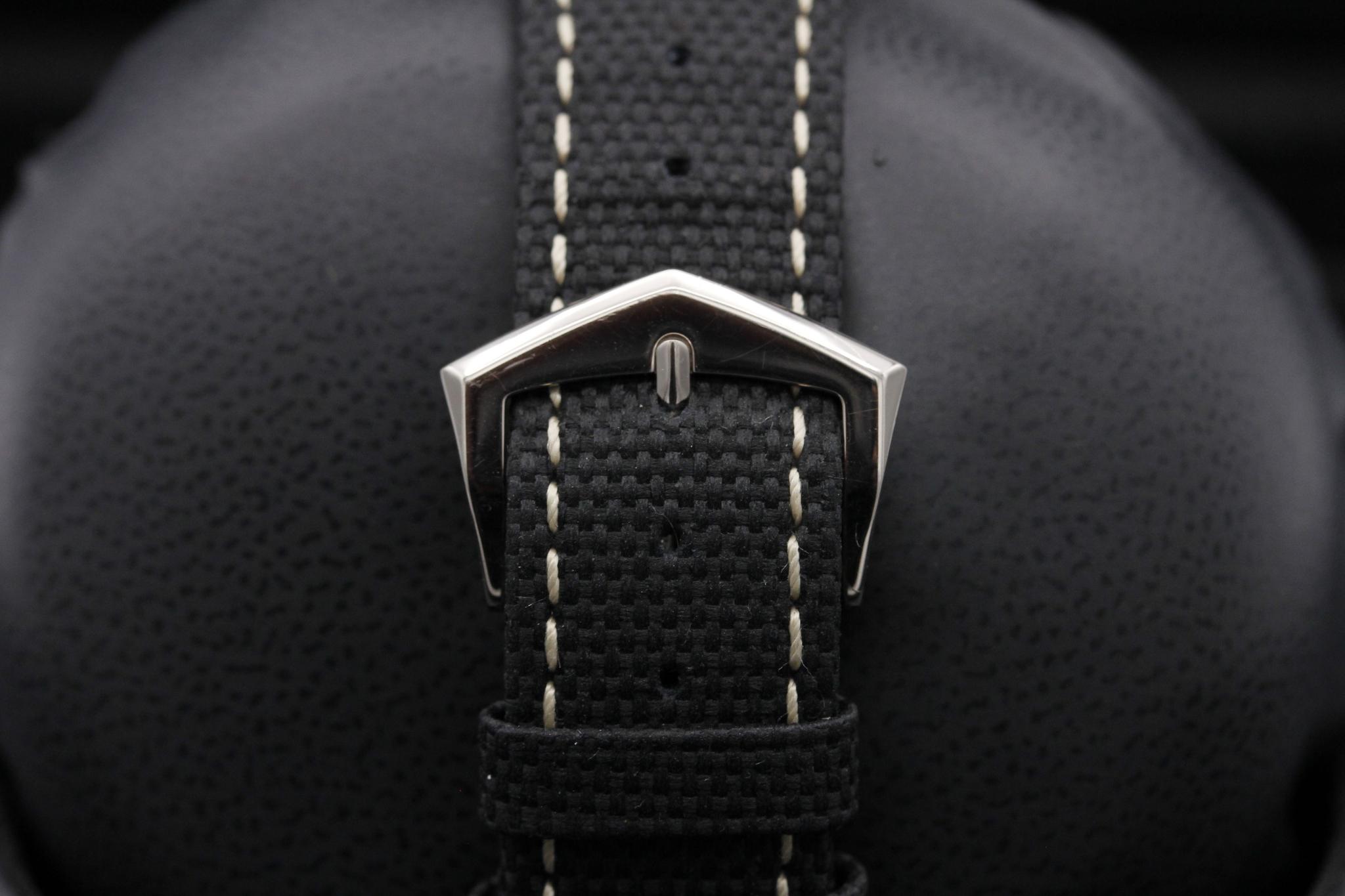 Watch Image 8