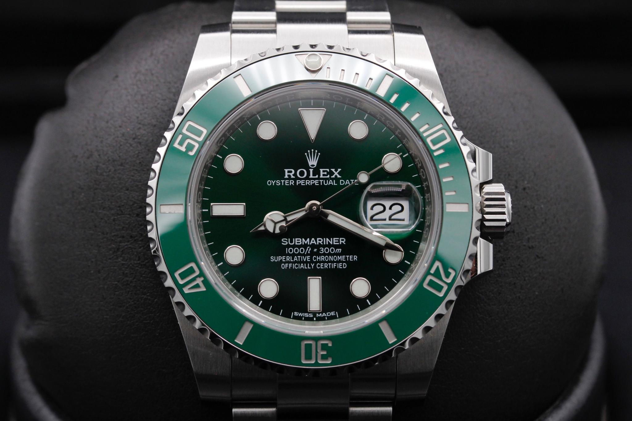 Pre-Owned Rolex Watches Submariner 'Hulk' - Green Date Dial