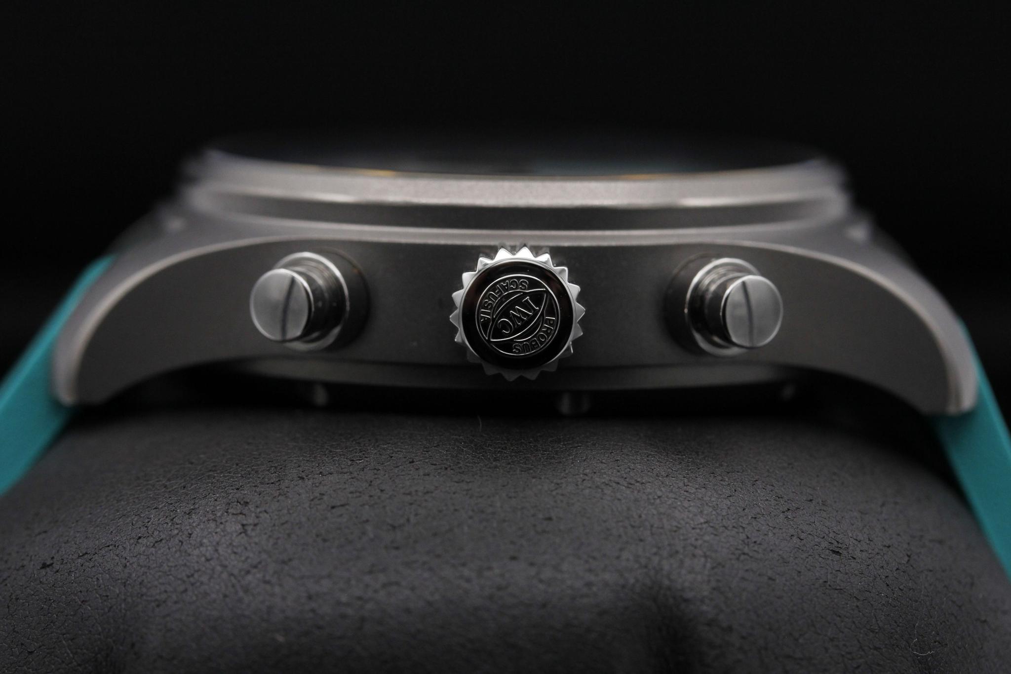 Watch Image 3