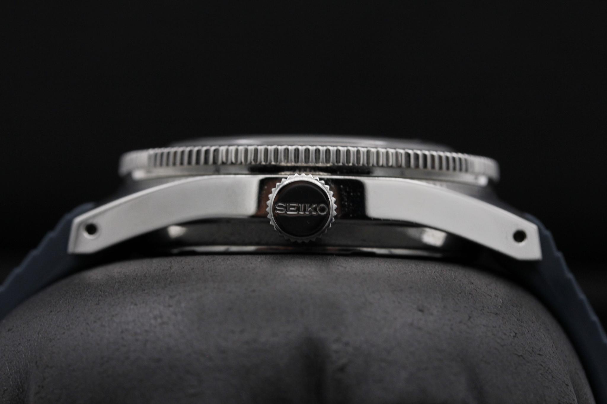 Watch Image 3