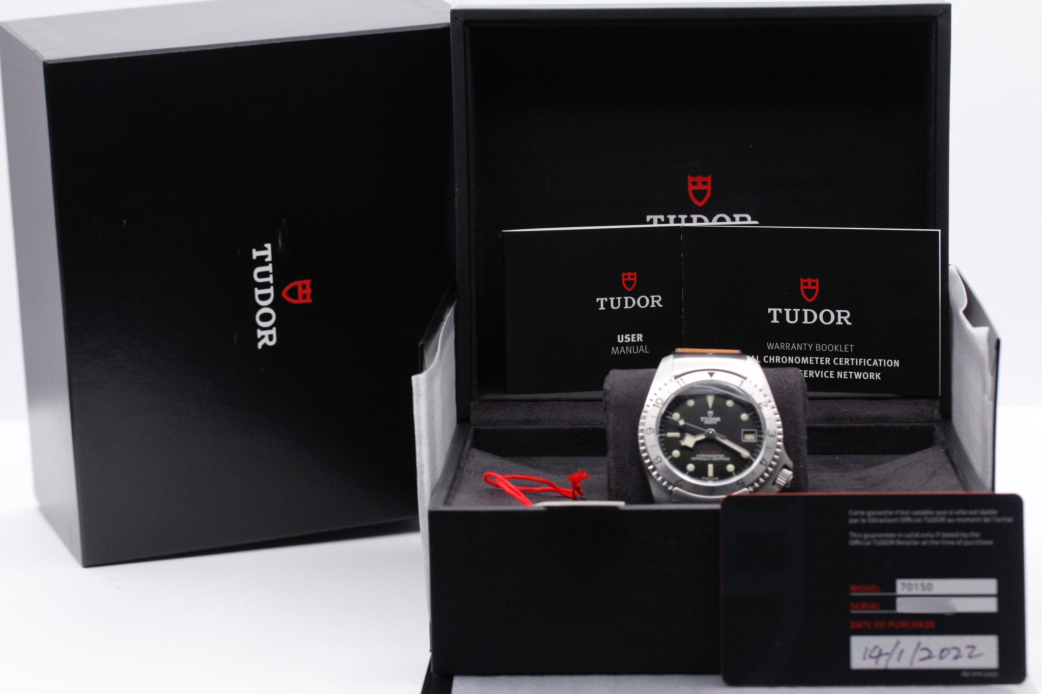Watch Image 11