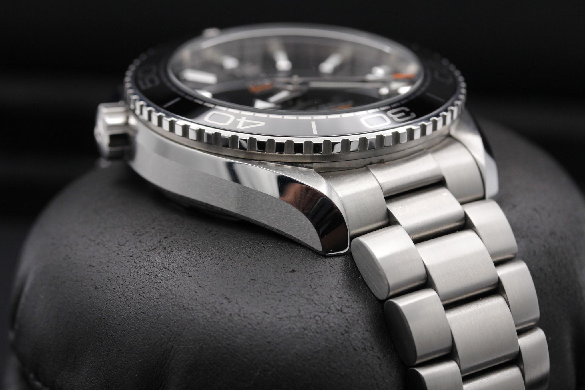 Watch Image 6
