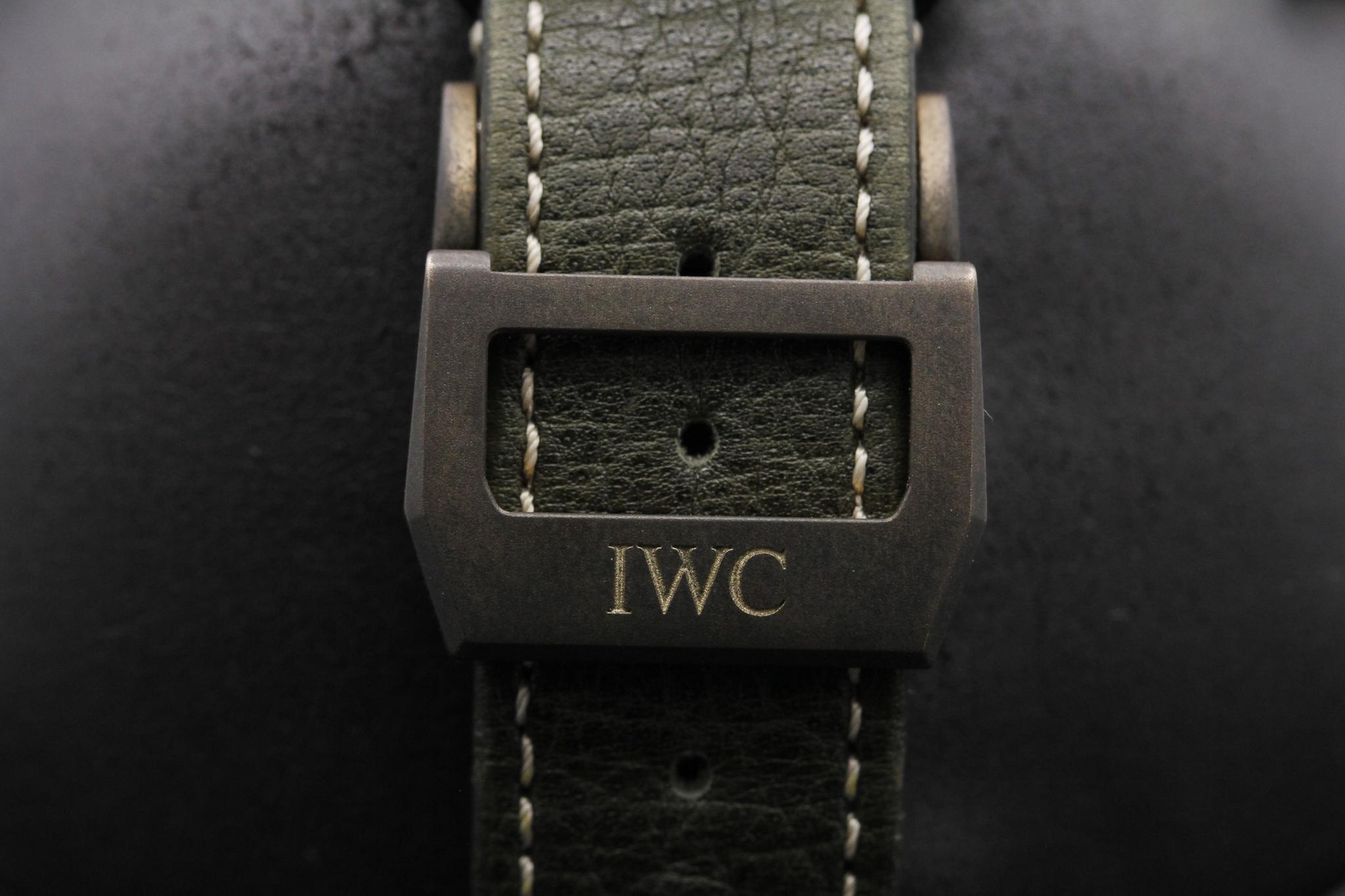 Watch Image 8