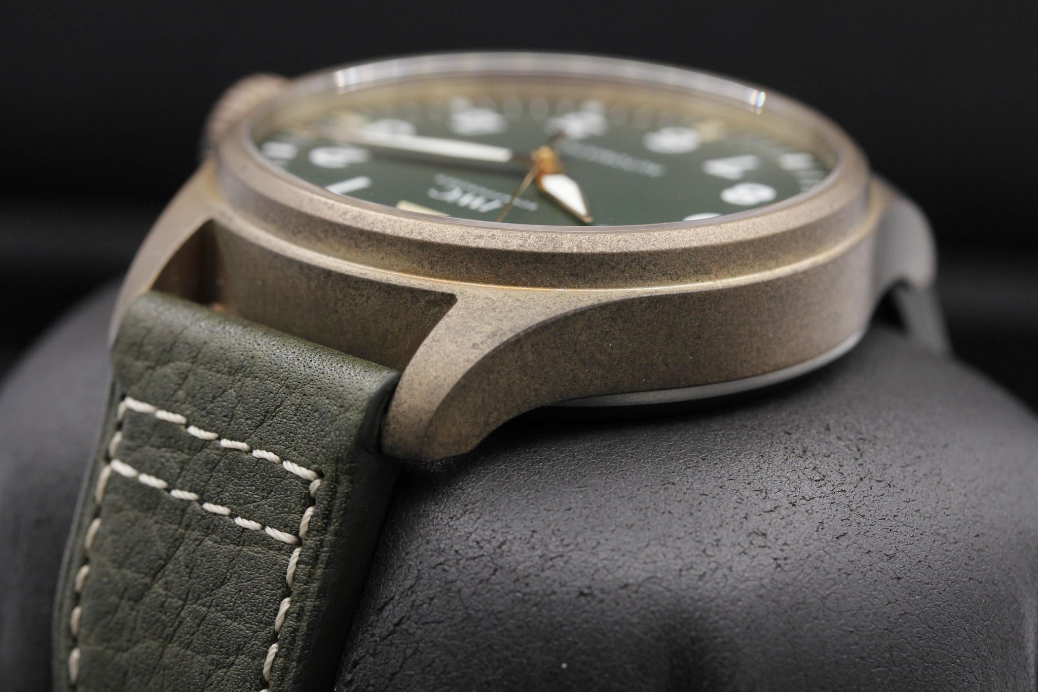 Watch Image 5