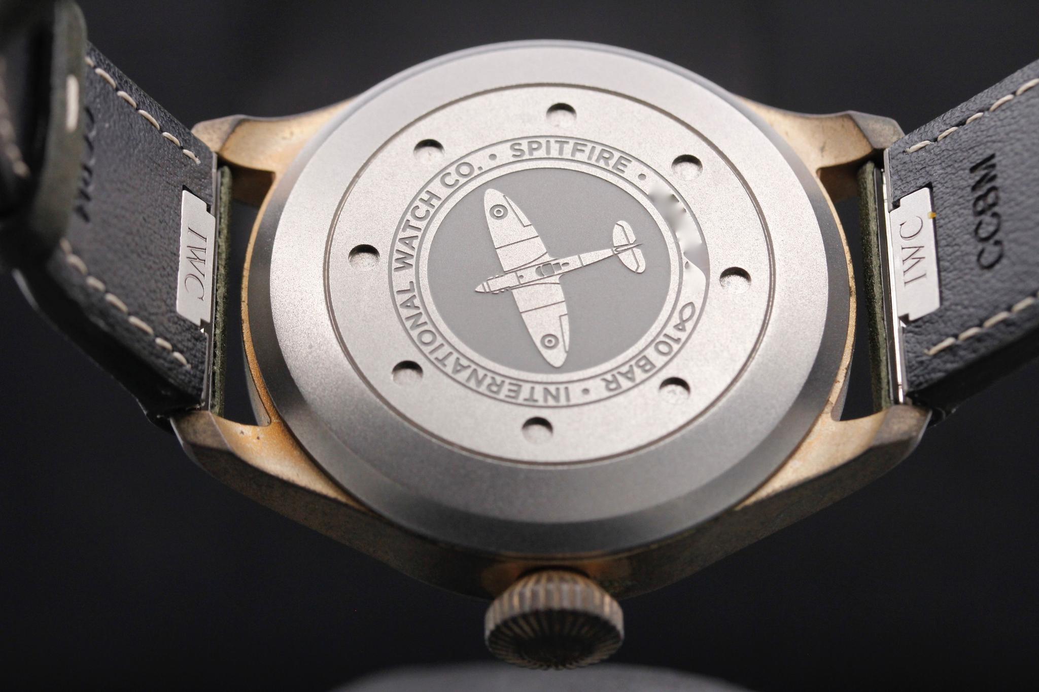 Watch Image 7
