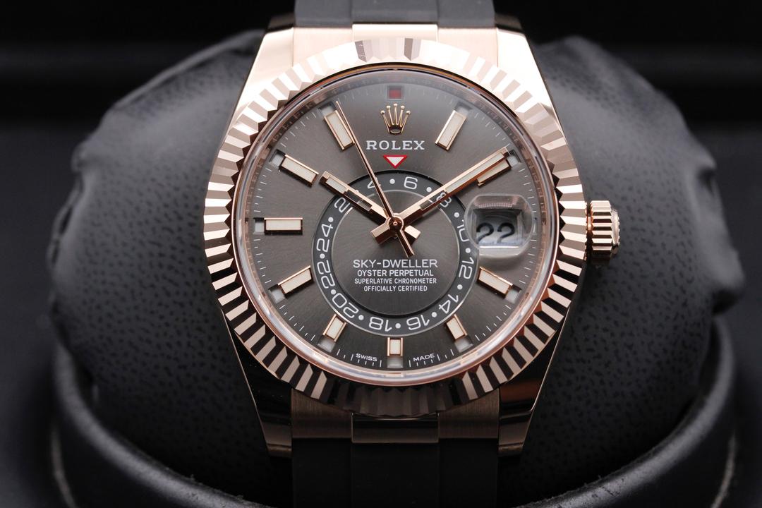 Rolex Sky Dweller 326235