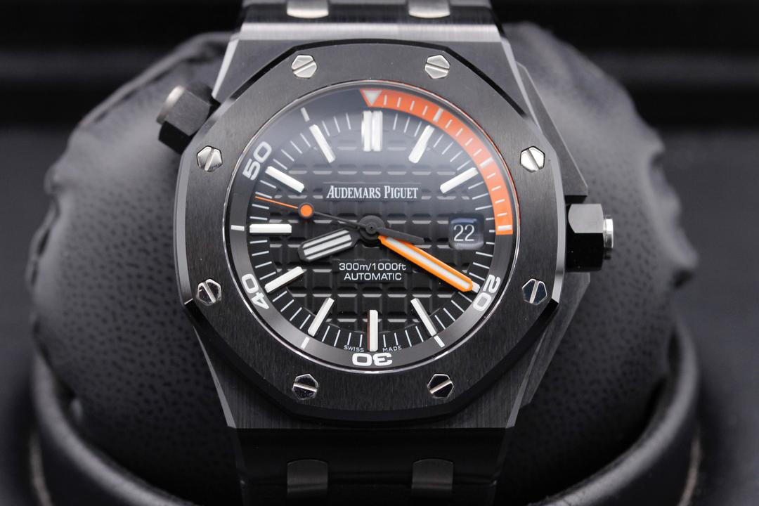 Audemars Piguet Royal Oak Offshore Diver 15707CE.OO.A002CA.01