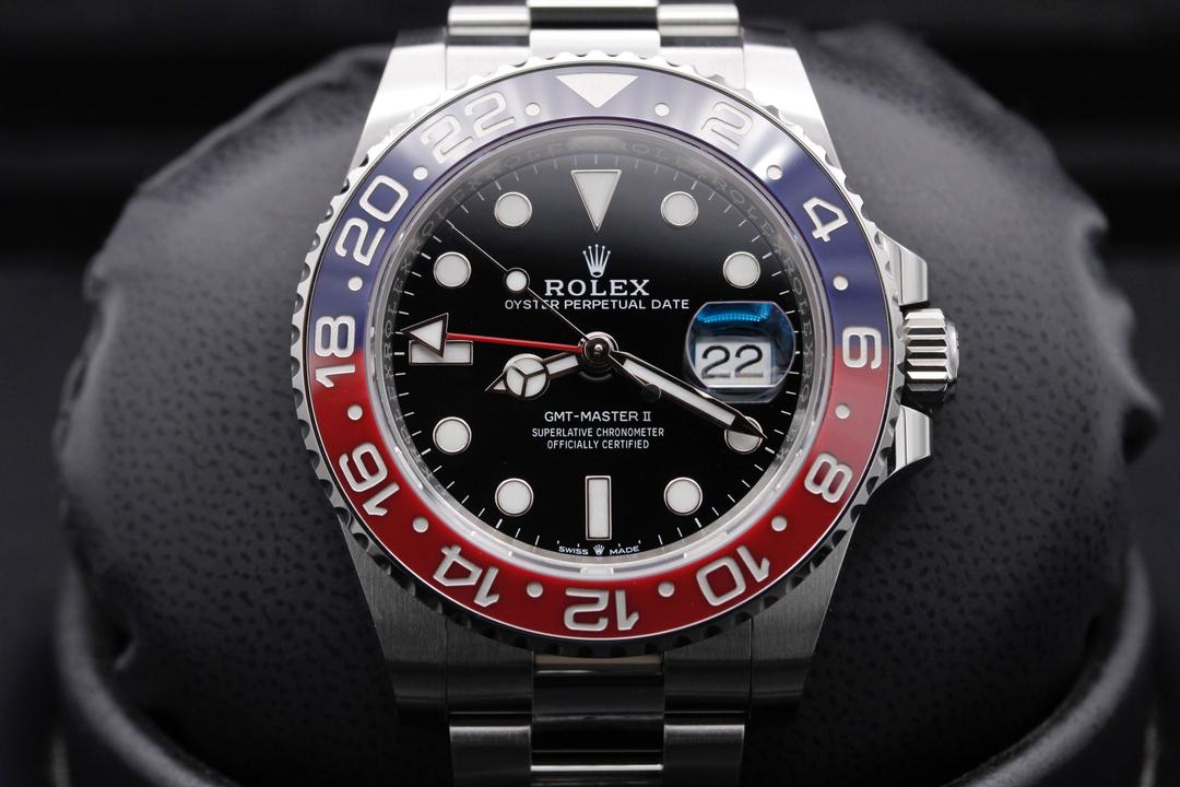 Rolex GMT Master II "Pepsi" 126710BLRO