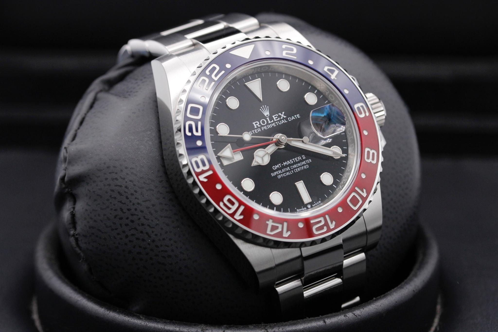 Watch Image 9