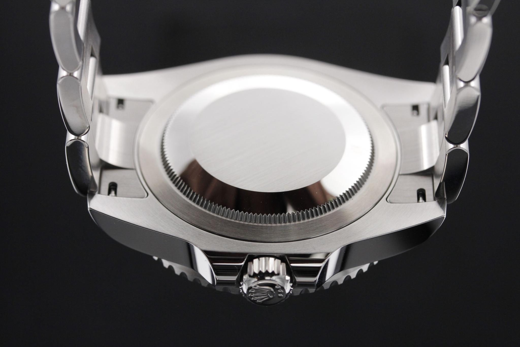 Watch Image 7