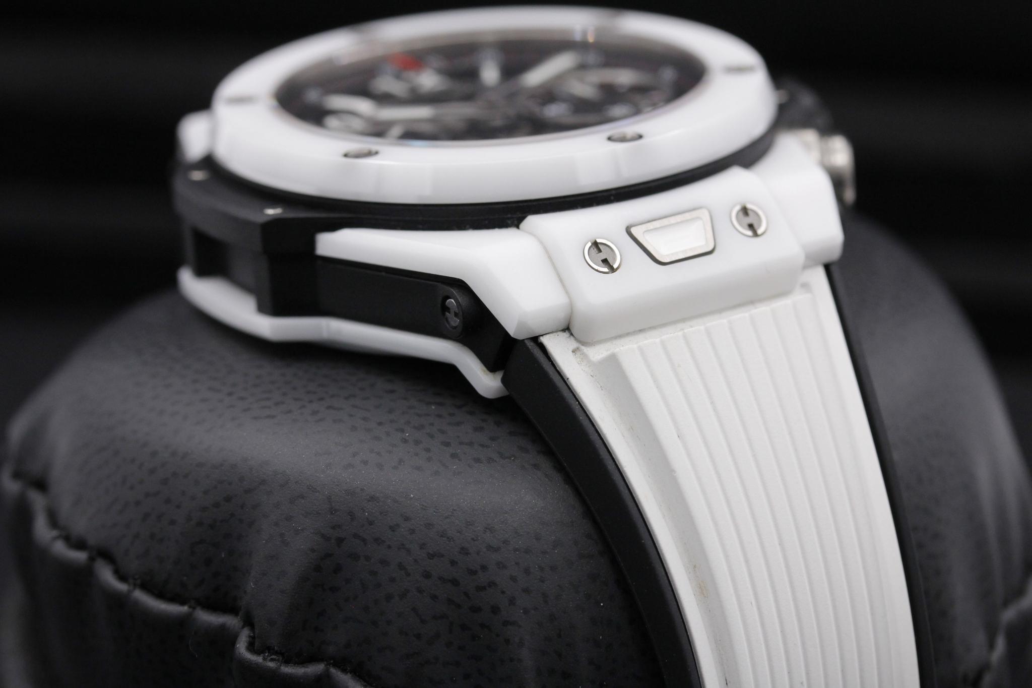 Watch Image 6