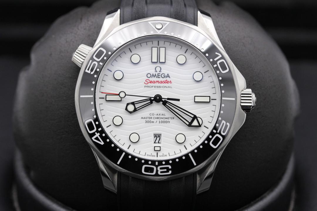 Omega Seamaster Diver 300m "Co-Axial" 210.32.42.20.04.001