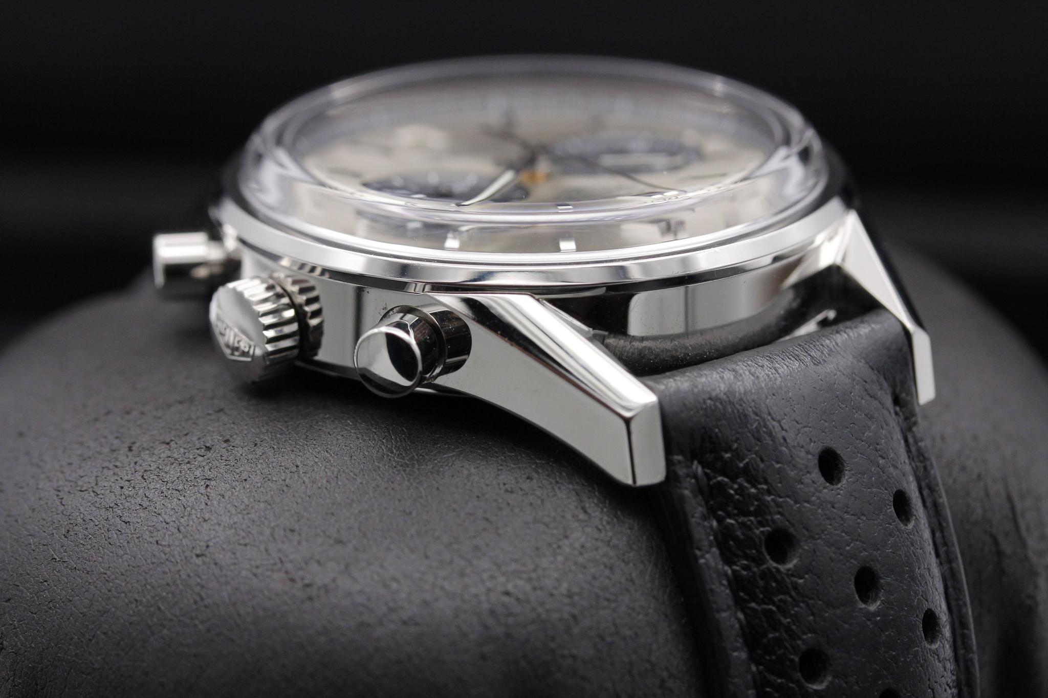Watch Image 4