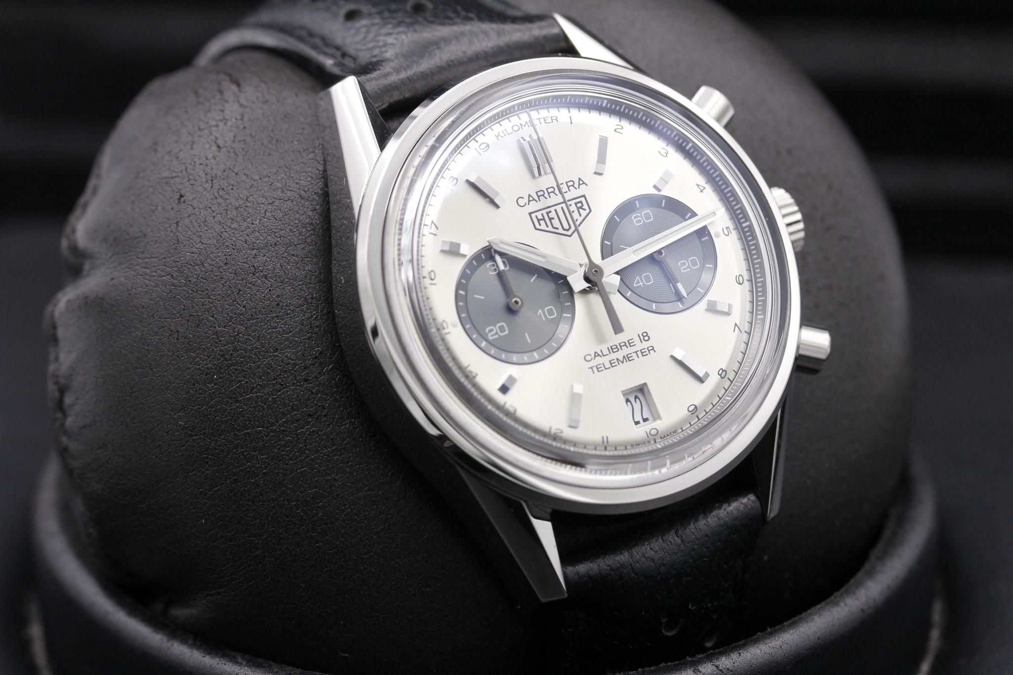 Watch Image 10