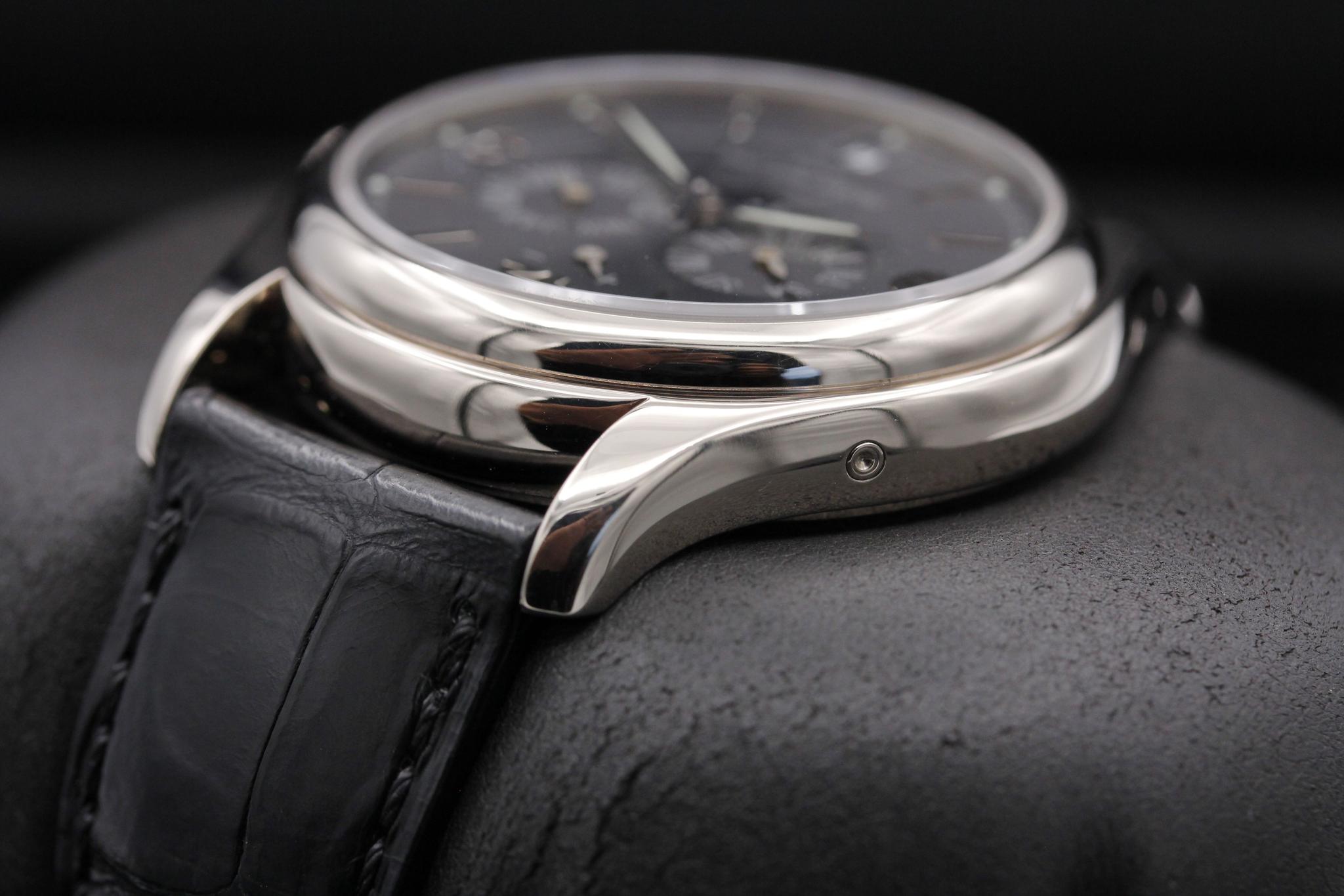 Watch Image 5