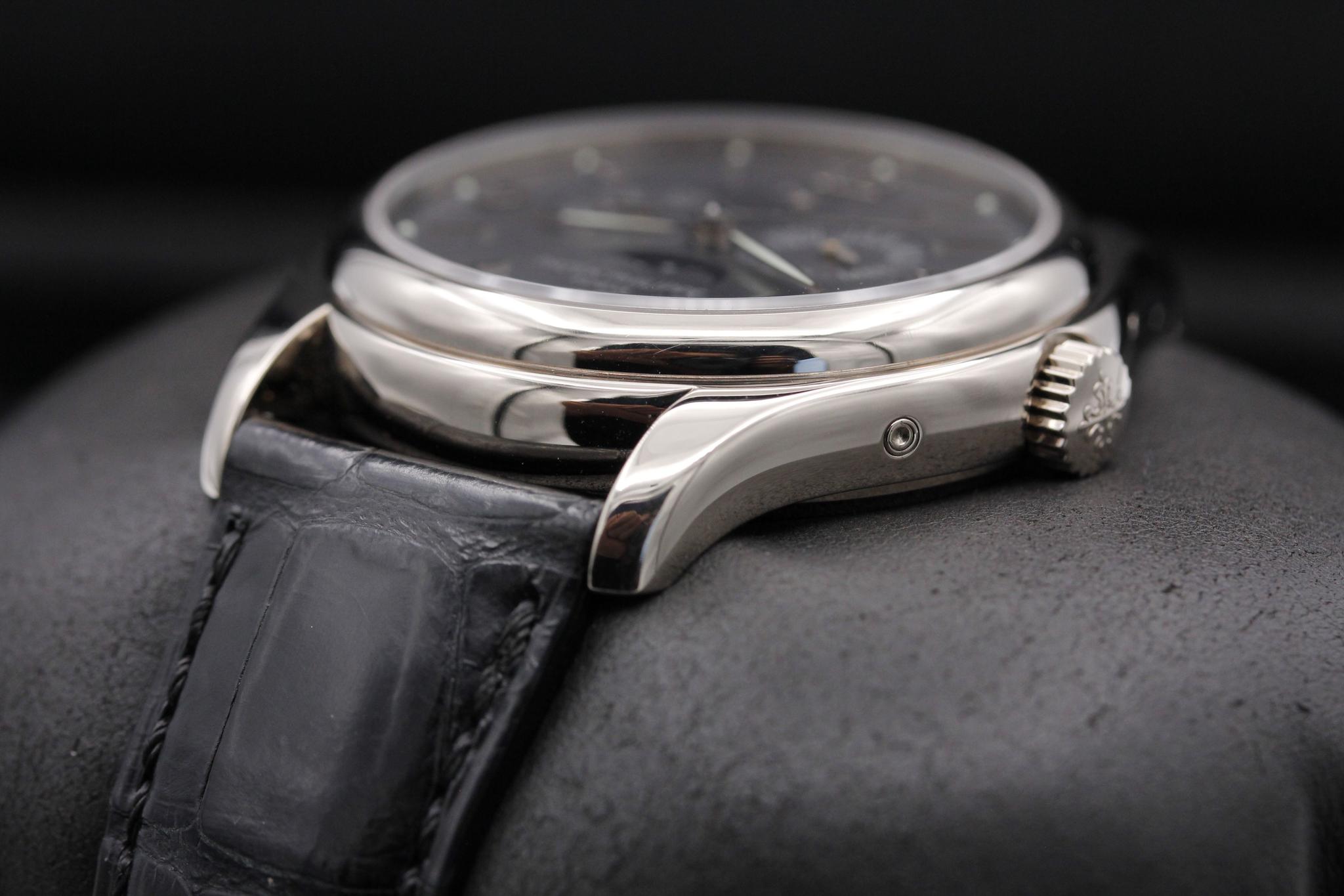 Watch Image 2