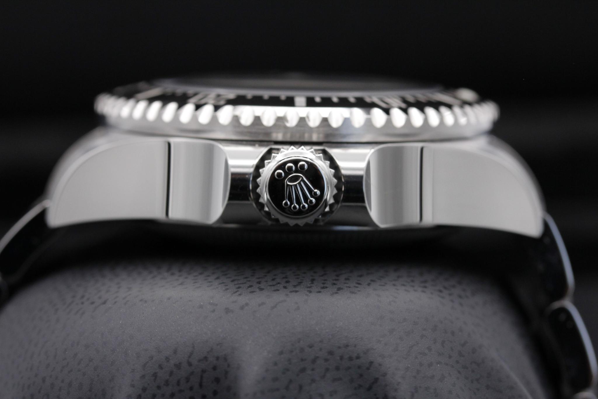Watch Image 3
