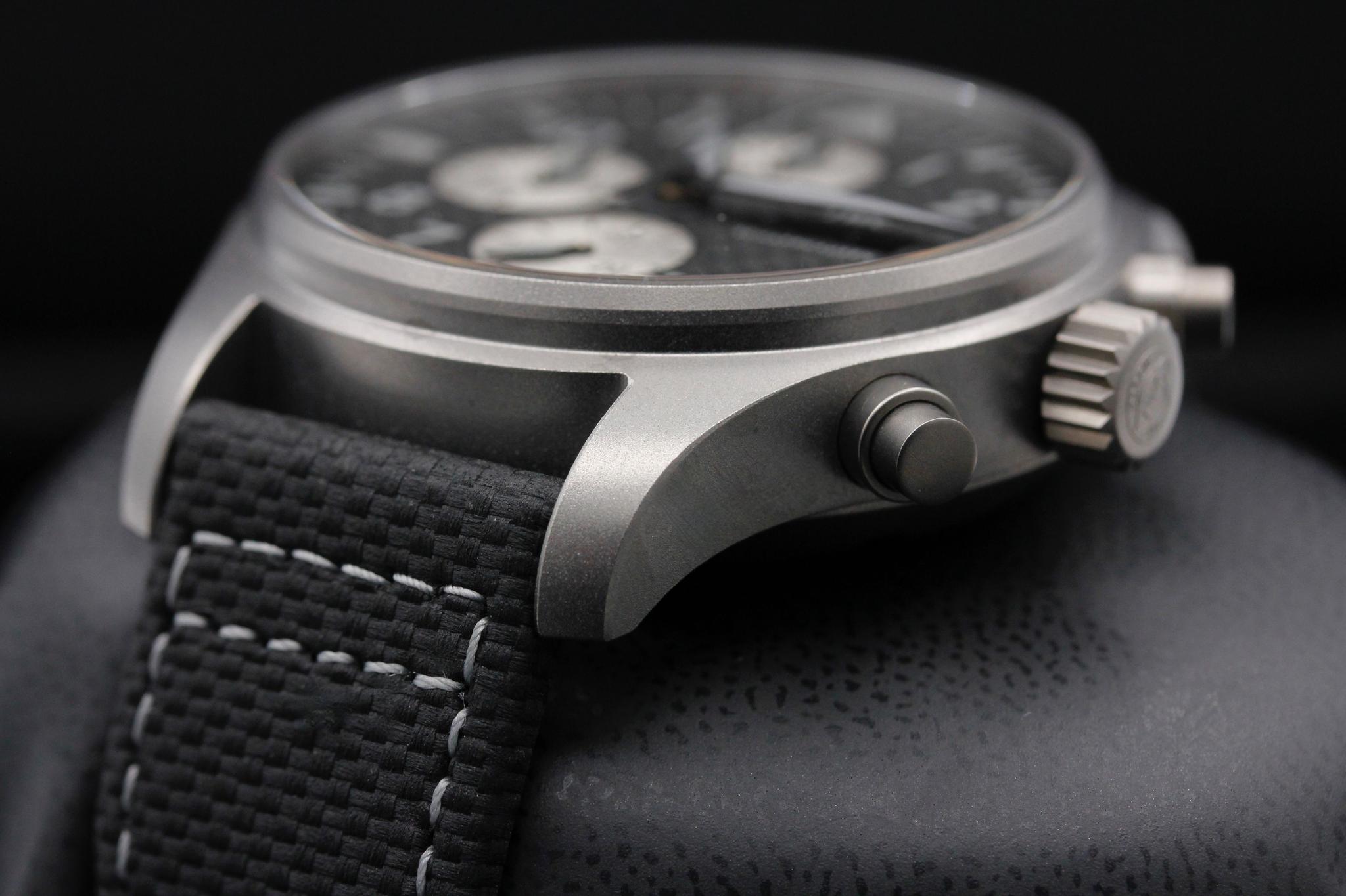 Watch Image 2