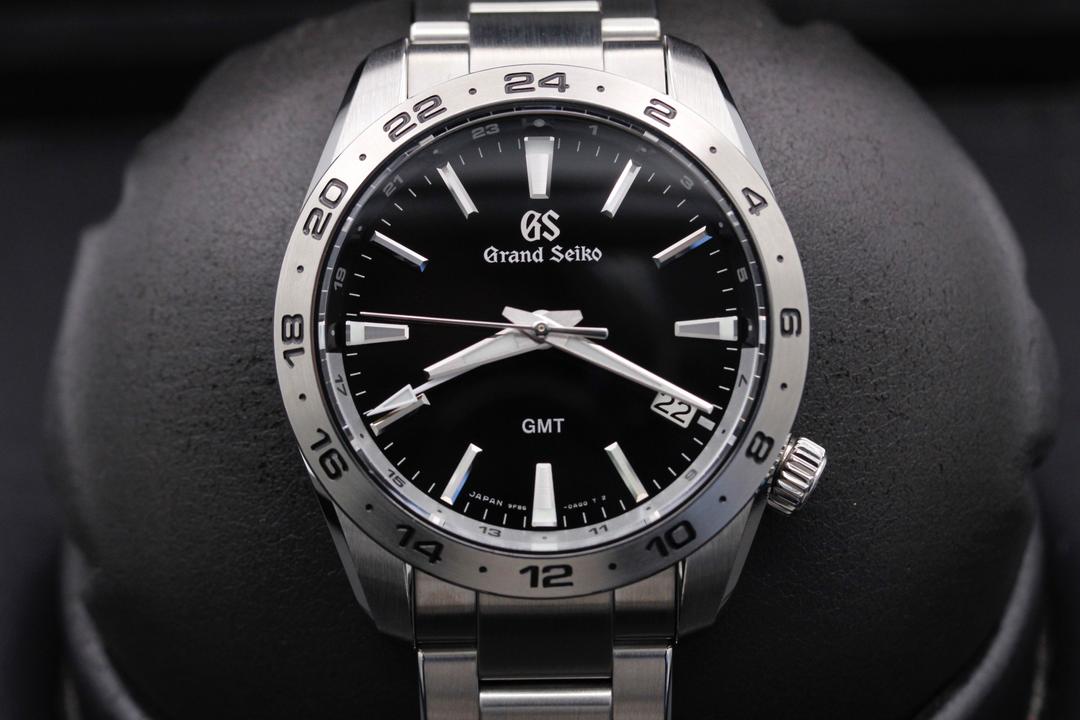 Grand Seiko Sport Collection 9F Quartz GMT SBGN027G