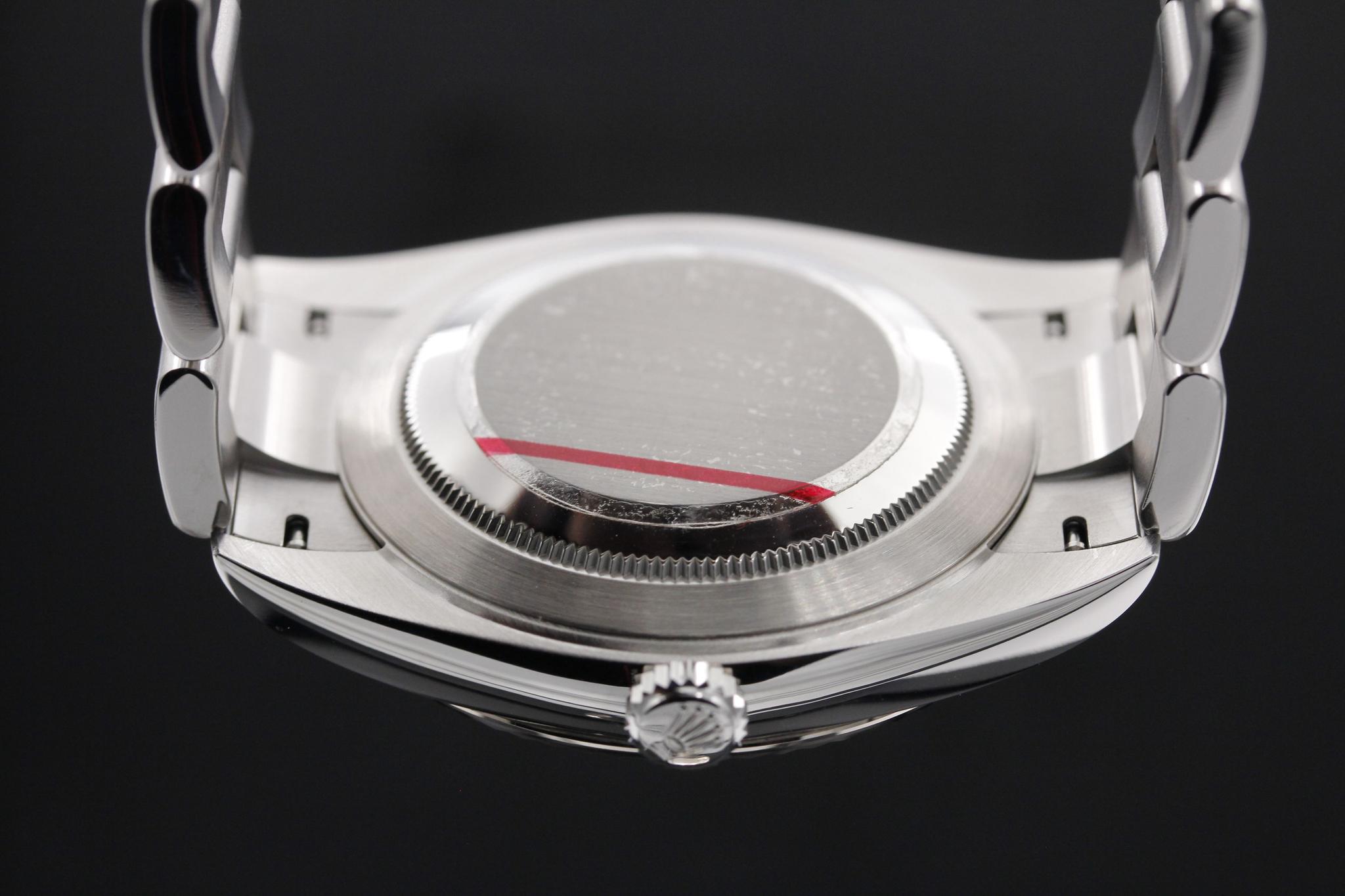 Watch Image 8