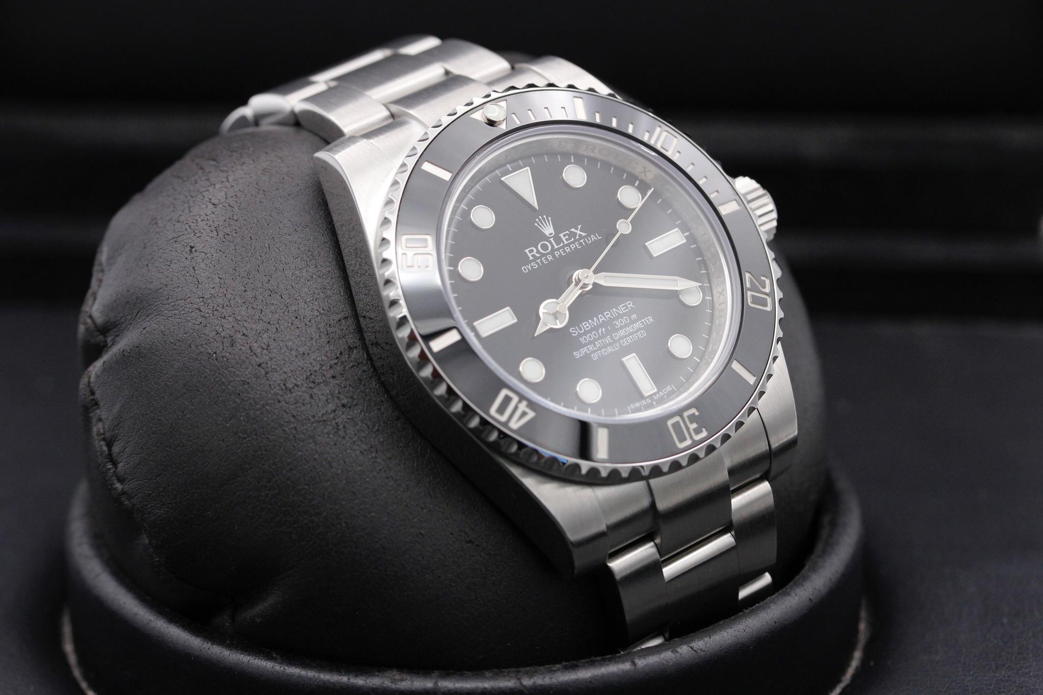 Watch Image 10