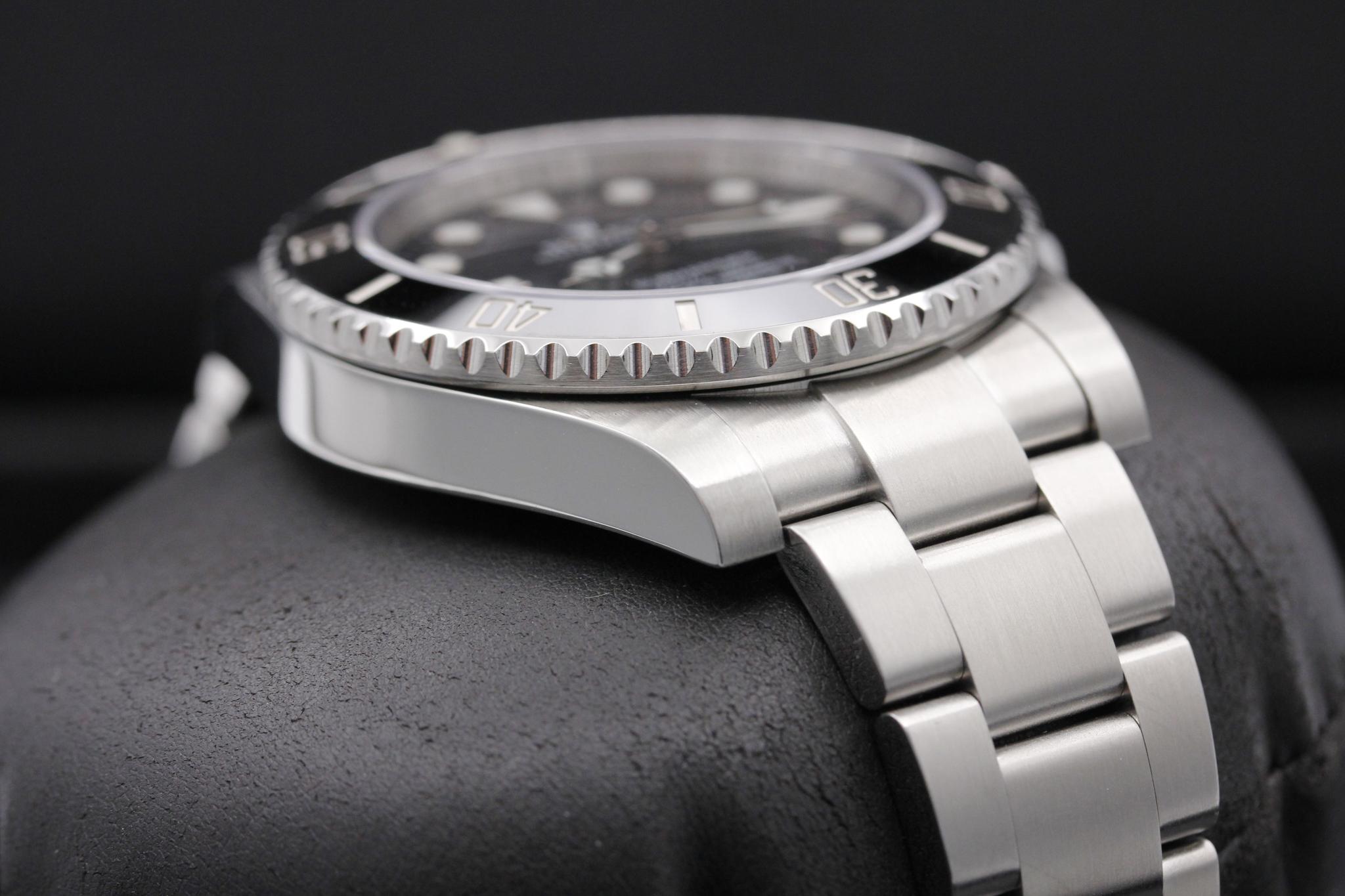 Watch Image 6