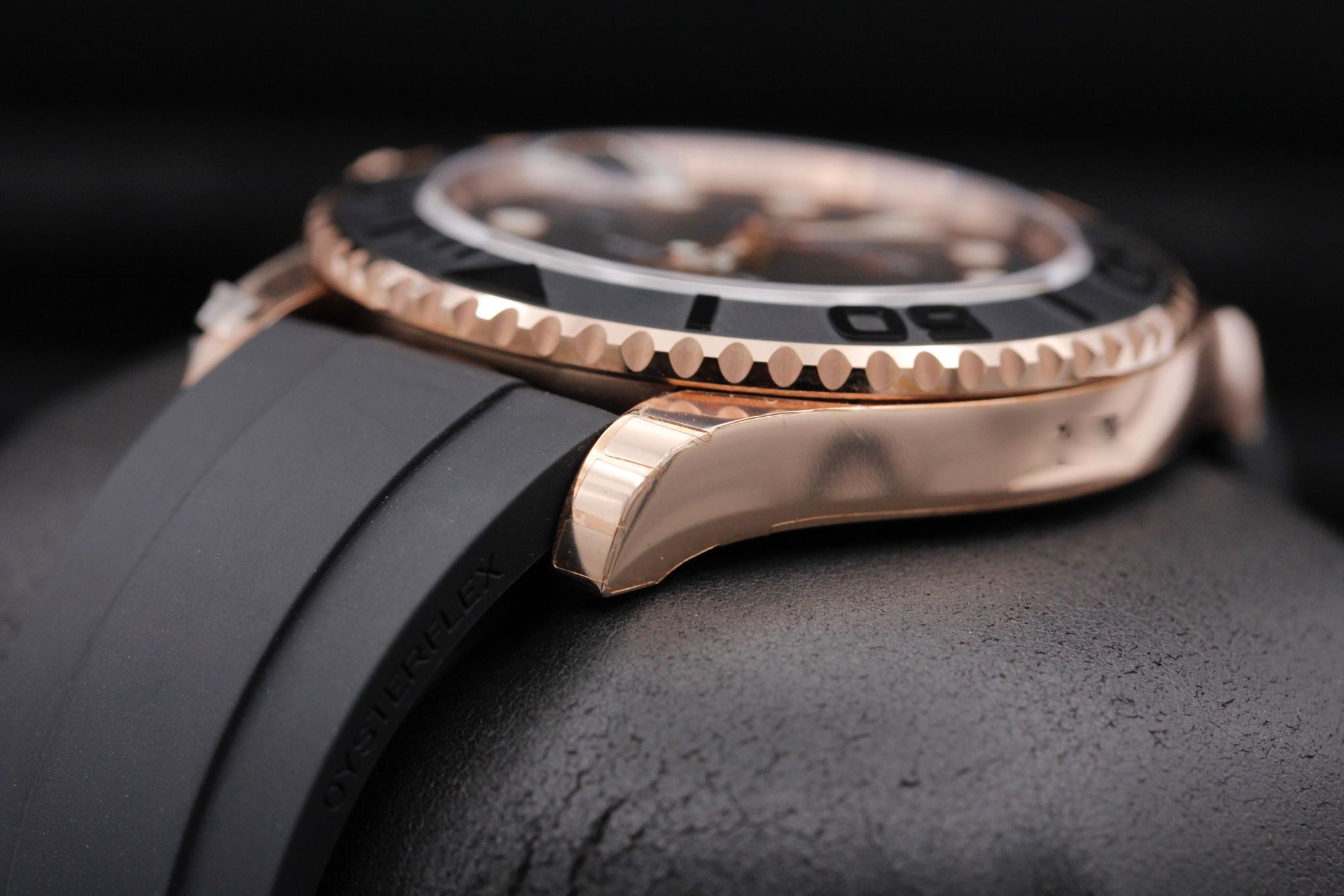 Watch Image 5