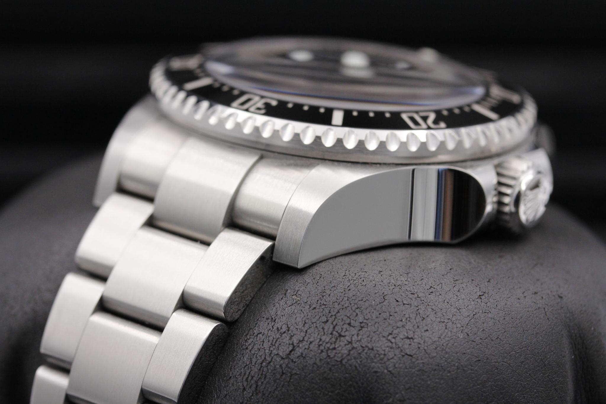 Watch Image 2