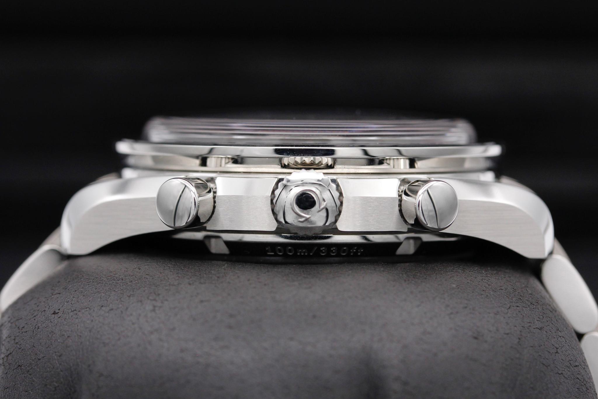 Watch Image 3