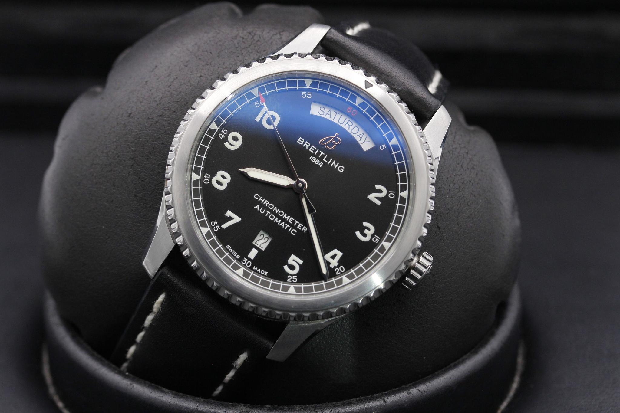 Watch Image 9