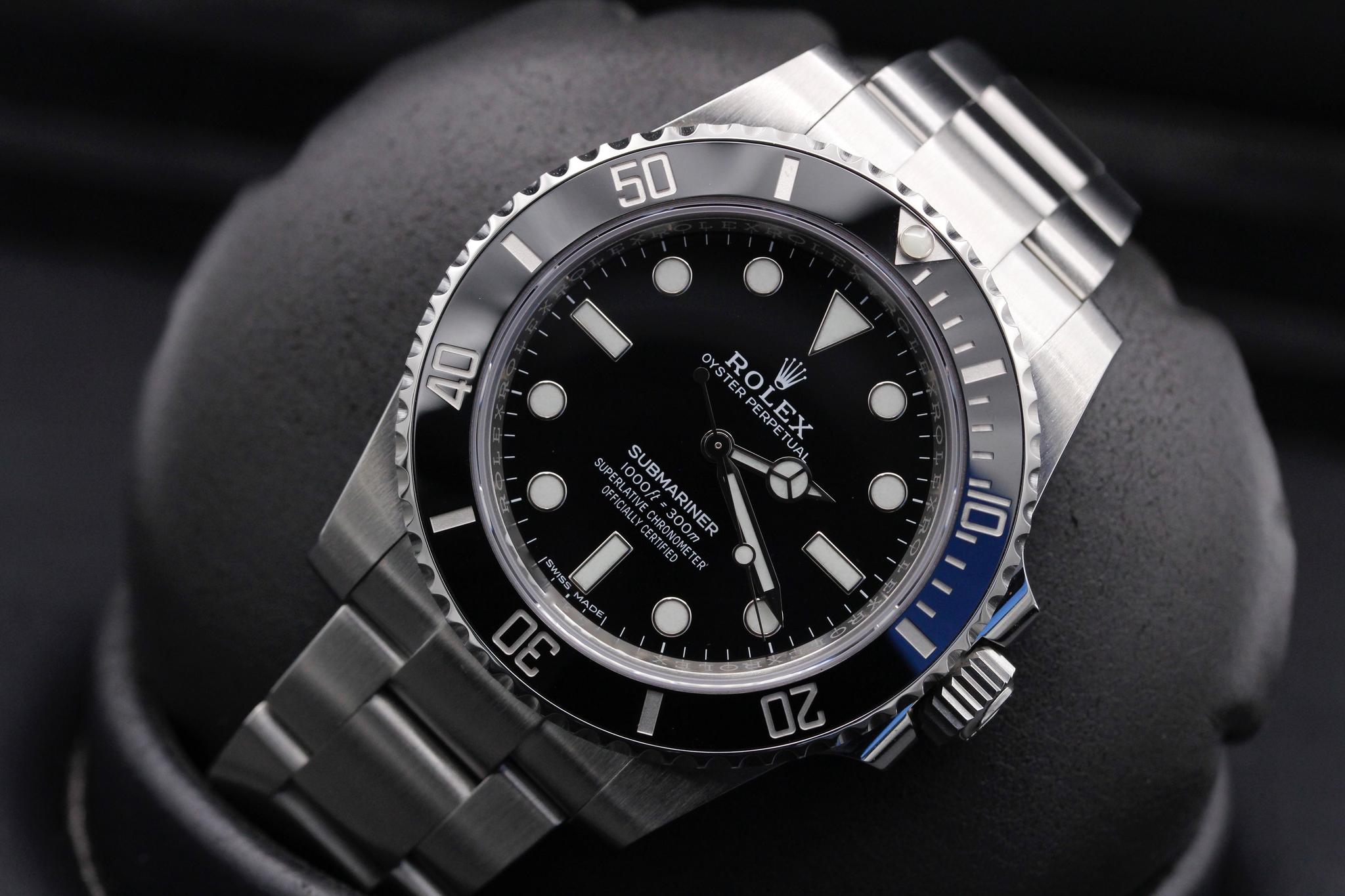 Watch Image 10
