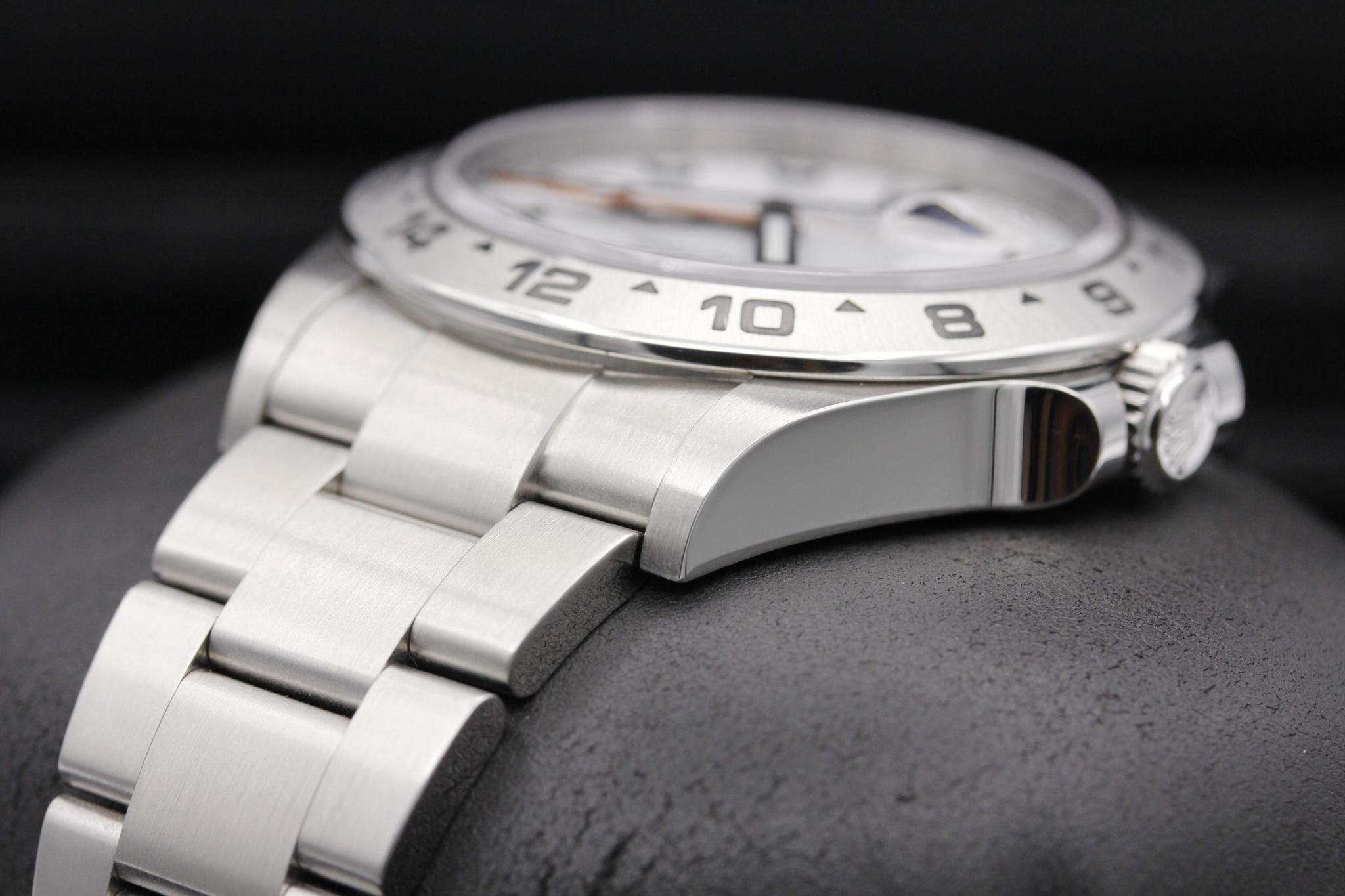 Watch Image 2