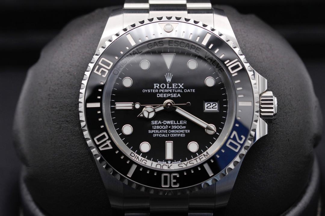 Rolex Deepsea Sea Dweller 136660